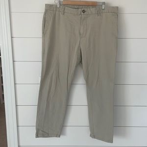 Old Navy Chinos 40x30